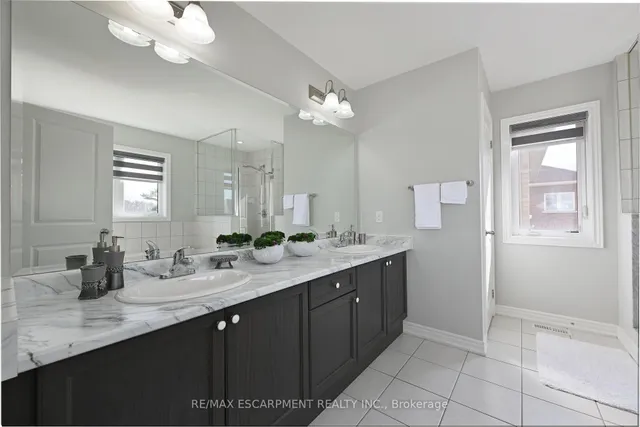 Additional property image - 71 Chaumont Dr