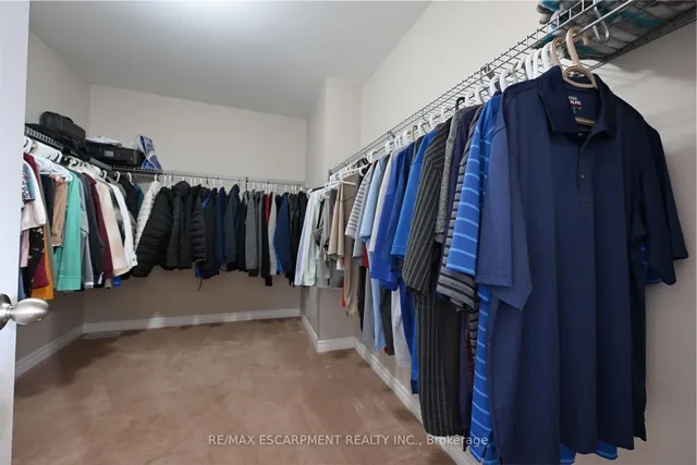 Additional property image - 71 Chaumont Dr