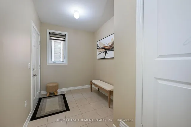 Additional property image - 71 Chaumont Dr