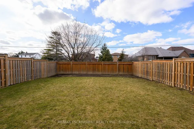 Additional property image - 71 Chaumont Dr