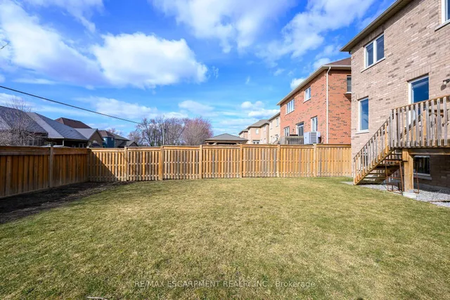 Additional property image - 71 Chaumont Dr