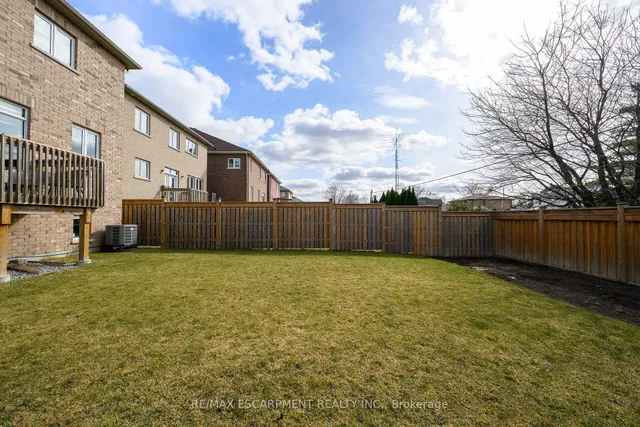 Additional property image - 71 Chaumont Dr