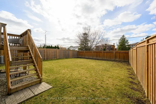 Additional property image - 71 Chaumont Dr