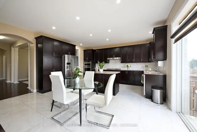 Additional property image - 71 Chaumont Dr