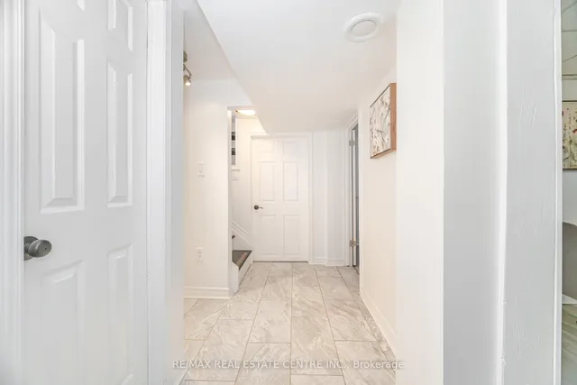 Additional image 8 of 32 East 44th St
