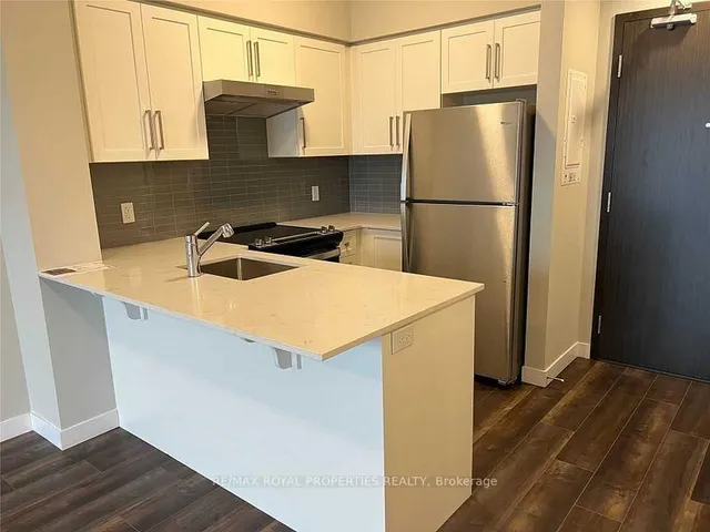Additional property image - 15 Queen St Unit 1808