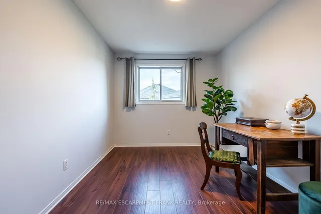 Additional property image - 83 Foxborough Dr