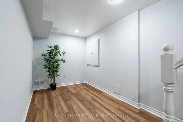 Additional property image - 83 Foxborough Dr