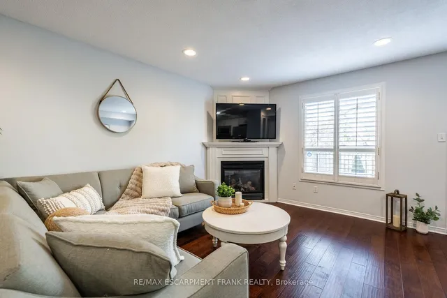 Additional property image - 83 Foxborough Dr