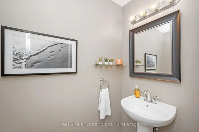 Additional property image - 90 Charlton Ave Unit 711