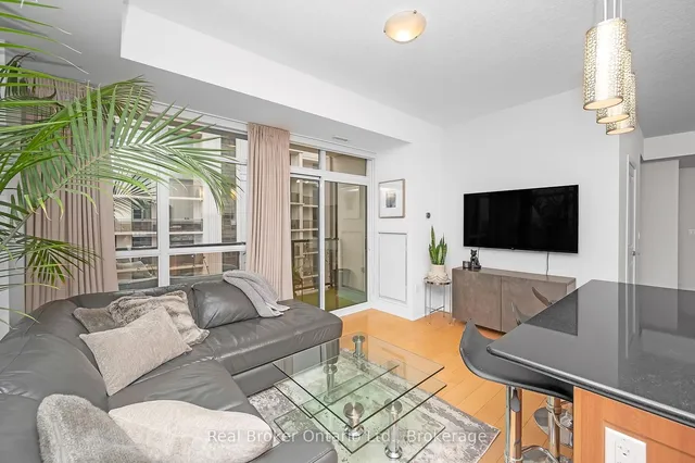 Additional property image - 90 Charlton Ave Unit 711