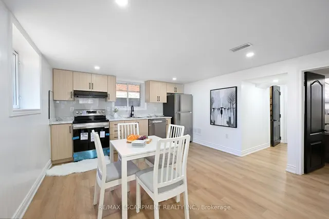 Additional property image - 812 Tenth Ave