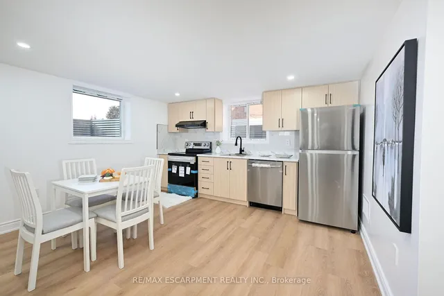 Additional property image - 812 Tenth Ave