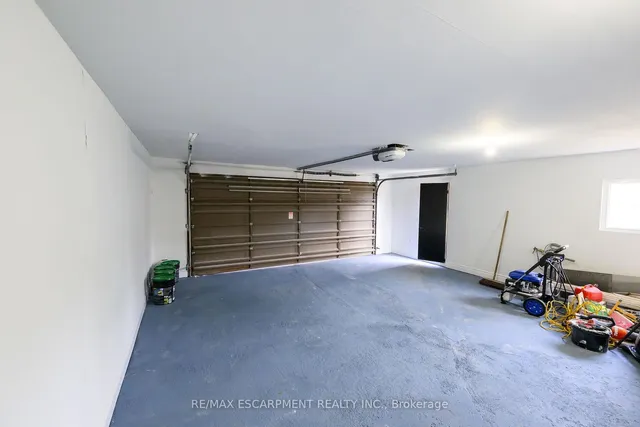 Additional property image - 812 Tenth Ave