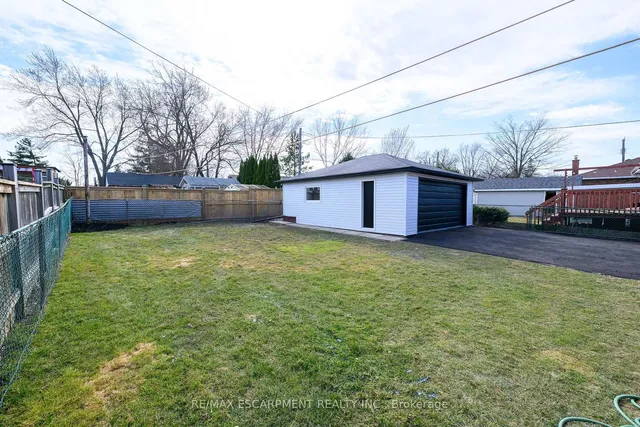 Additional property image - 812 Tenth Ave