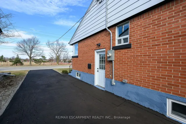 Additional property image - 812 Tenth Ave