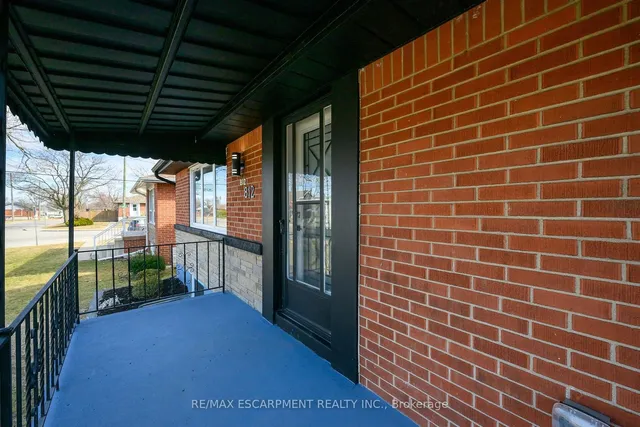 Additional property image - 812 Tenth Ave