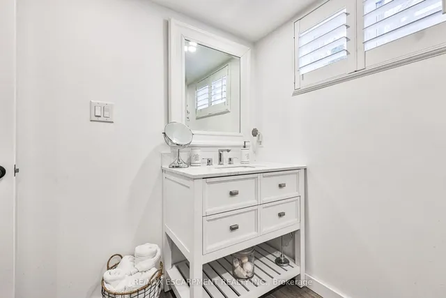 Additional property image - 60 Galbraith Dr