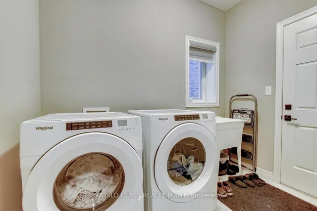 Additional property image - 621 Florencedale Cres
