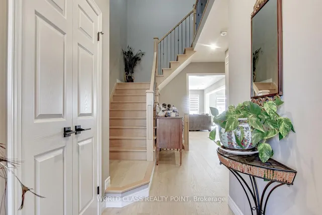 Additional property image - 621 Florencedale Cres