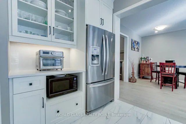 Additional property image - 621 Florencedale Cres