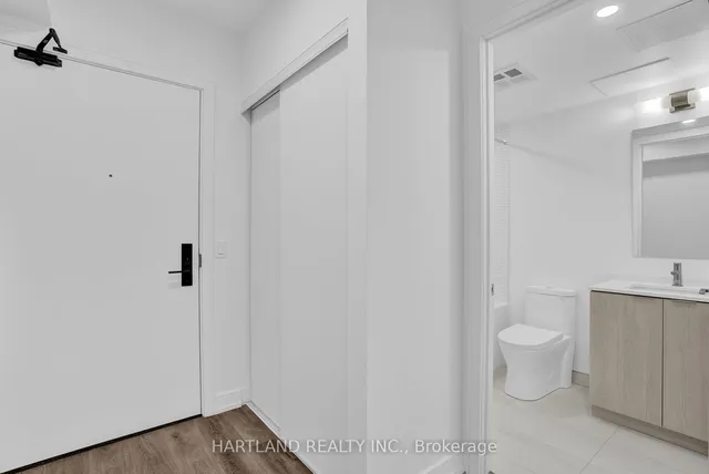 Additional property image - 1 Jarvis St Unit 928