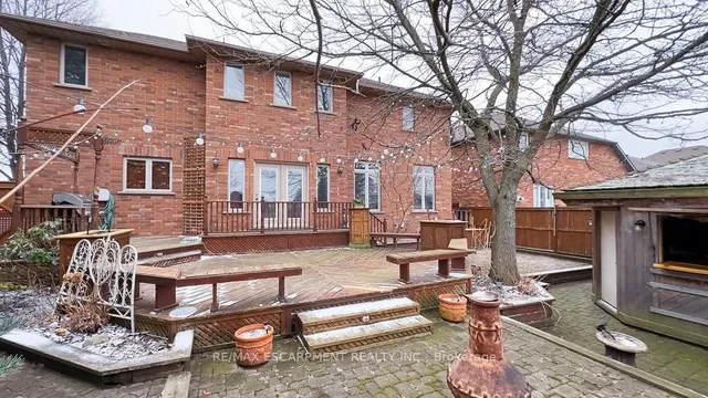 Additional property image - 2 Donnici Dr