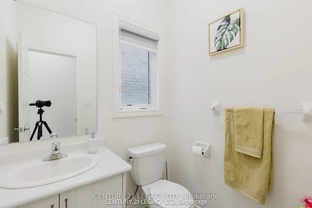 Primary image of 180 Agro St