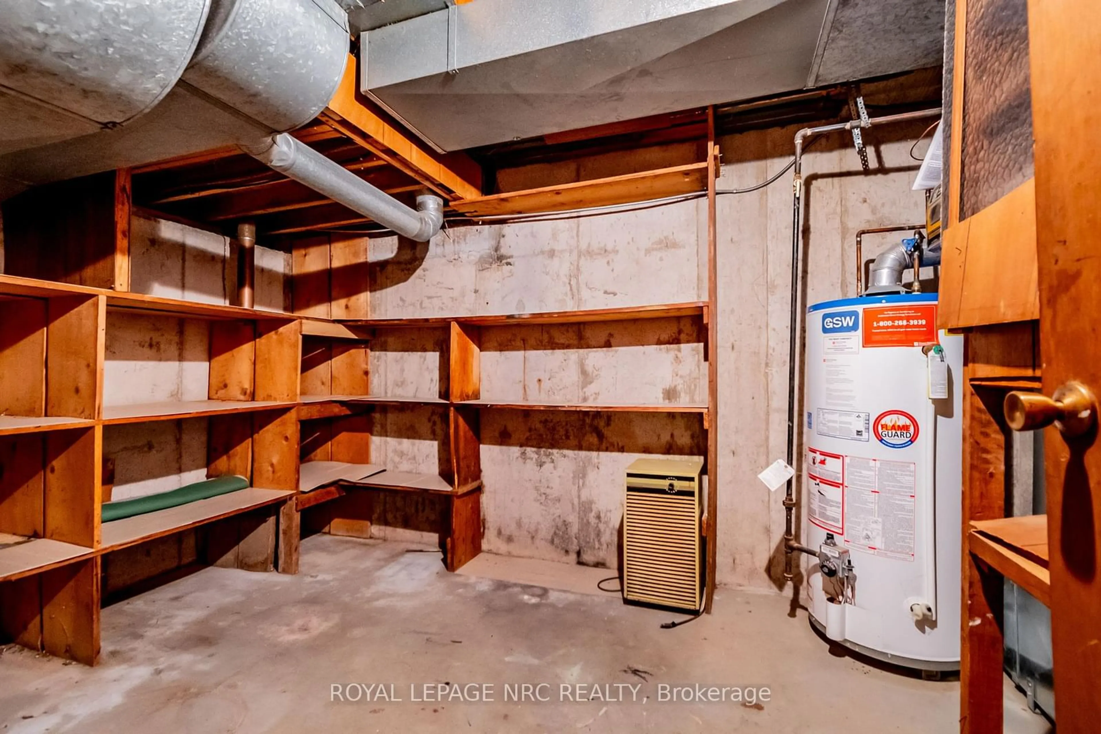 Unknown for 23 Gordon Pl, St. Catharines Ontario L2M 2A4