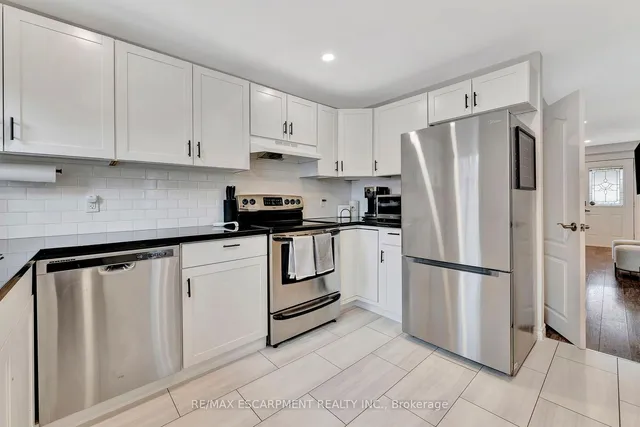 Additional property image - 65 Connaught Ave