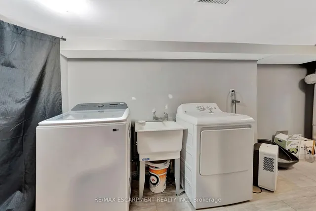 Additional property image - 65 Connaught Ave