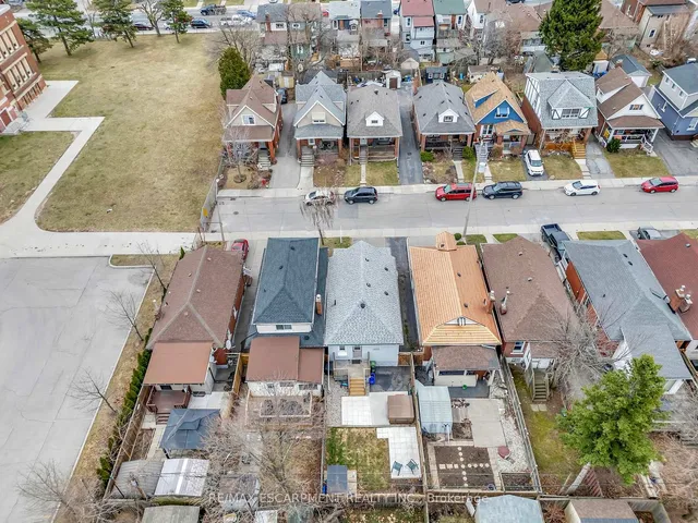 Additional property image - 65 Connaught Ave