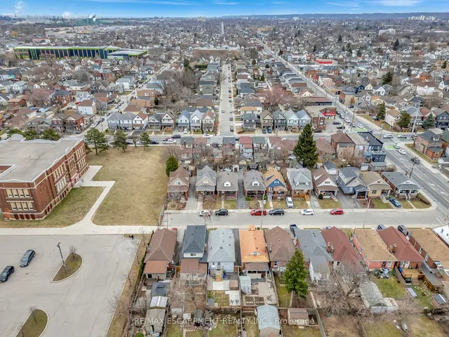 Additional property image - 65 Connaught Ave