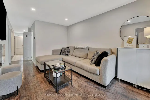 Additional property image - 65 Connaught Ave