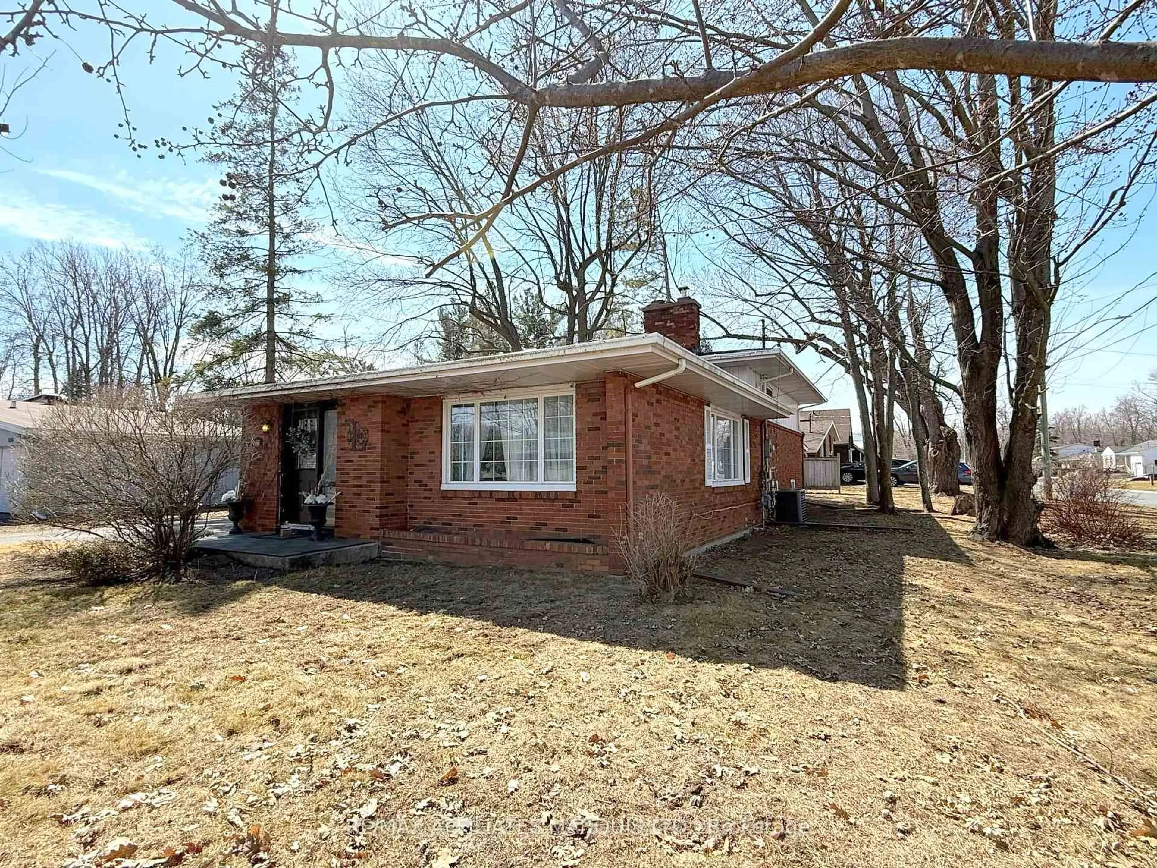 Home with brick exterior material, street for 1006 Riverdale Ave, Cornwall Ontario K6J 2L4