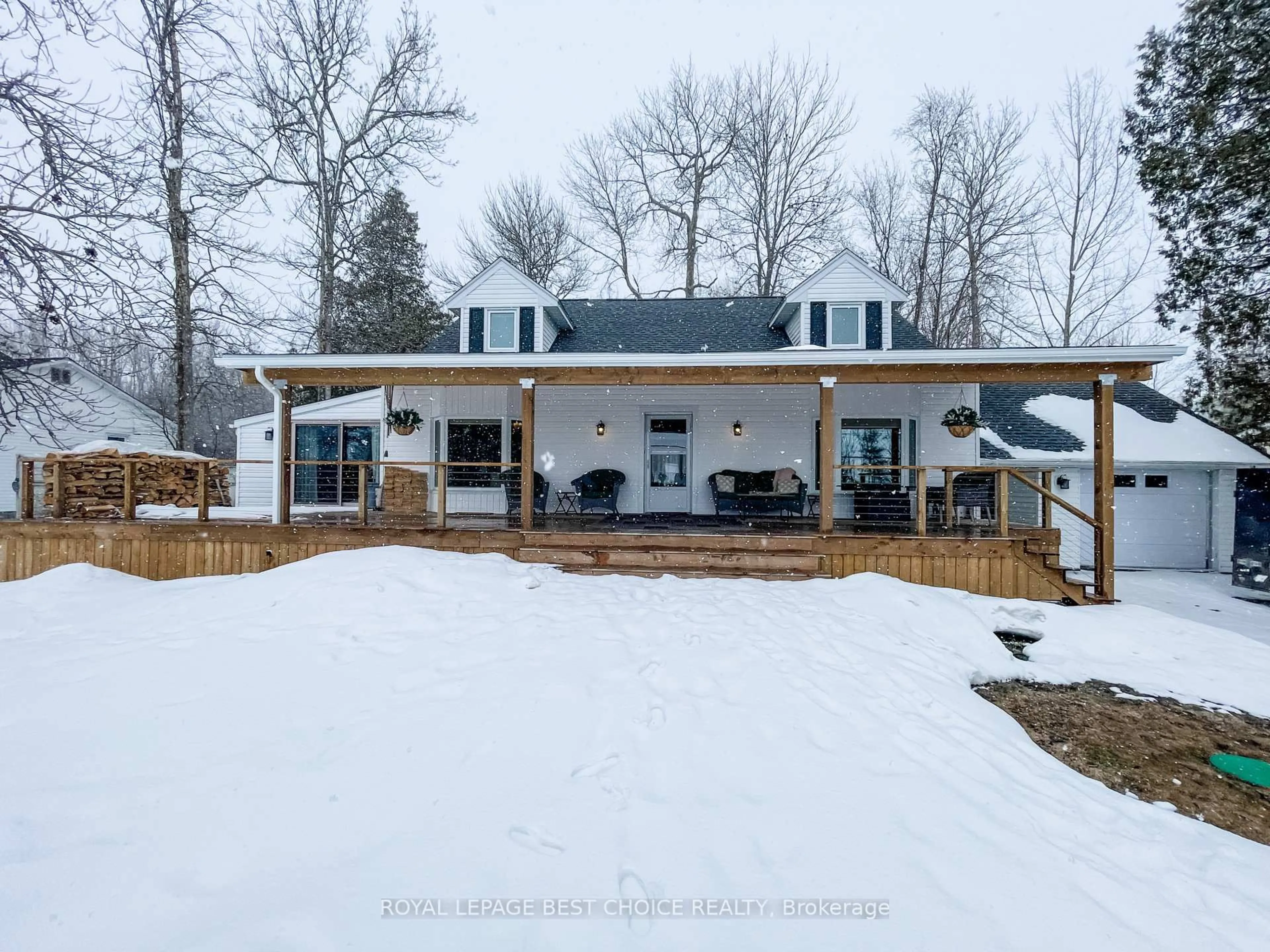 A pic from outside/outdoor area/front of a property/back of a property/a pic from drone, mountain view for 742399 Dawson Point Rd, Temiskaming Shores Ontario P0J 1P0