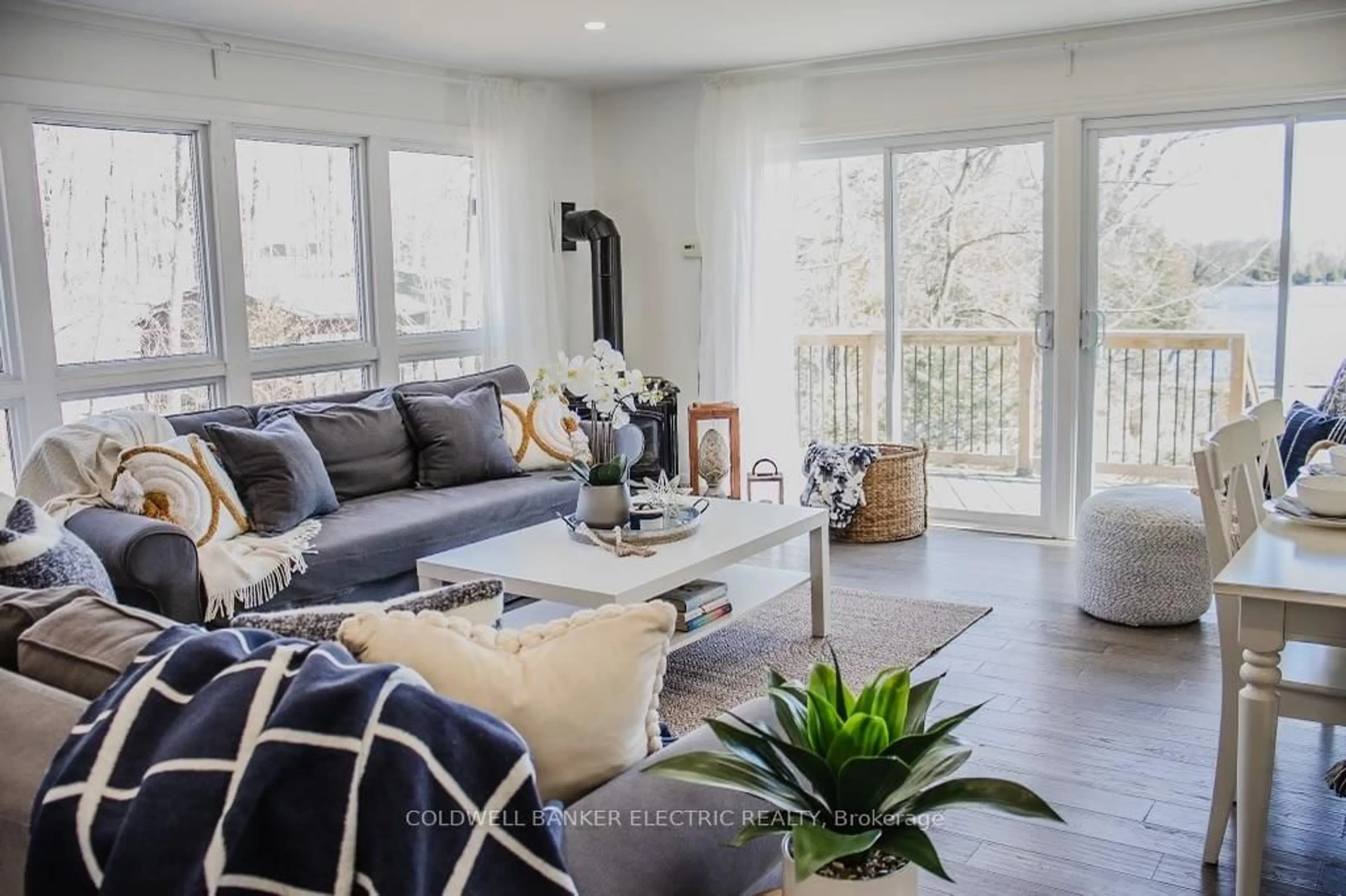Living room with furniture, wood/laminate floor for 18 Bay View Lane, Hastings Ontario K0L 1W0