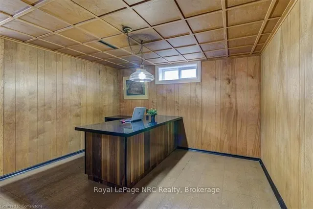 Additional property image - 6 Lilacside Dr