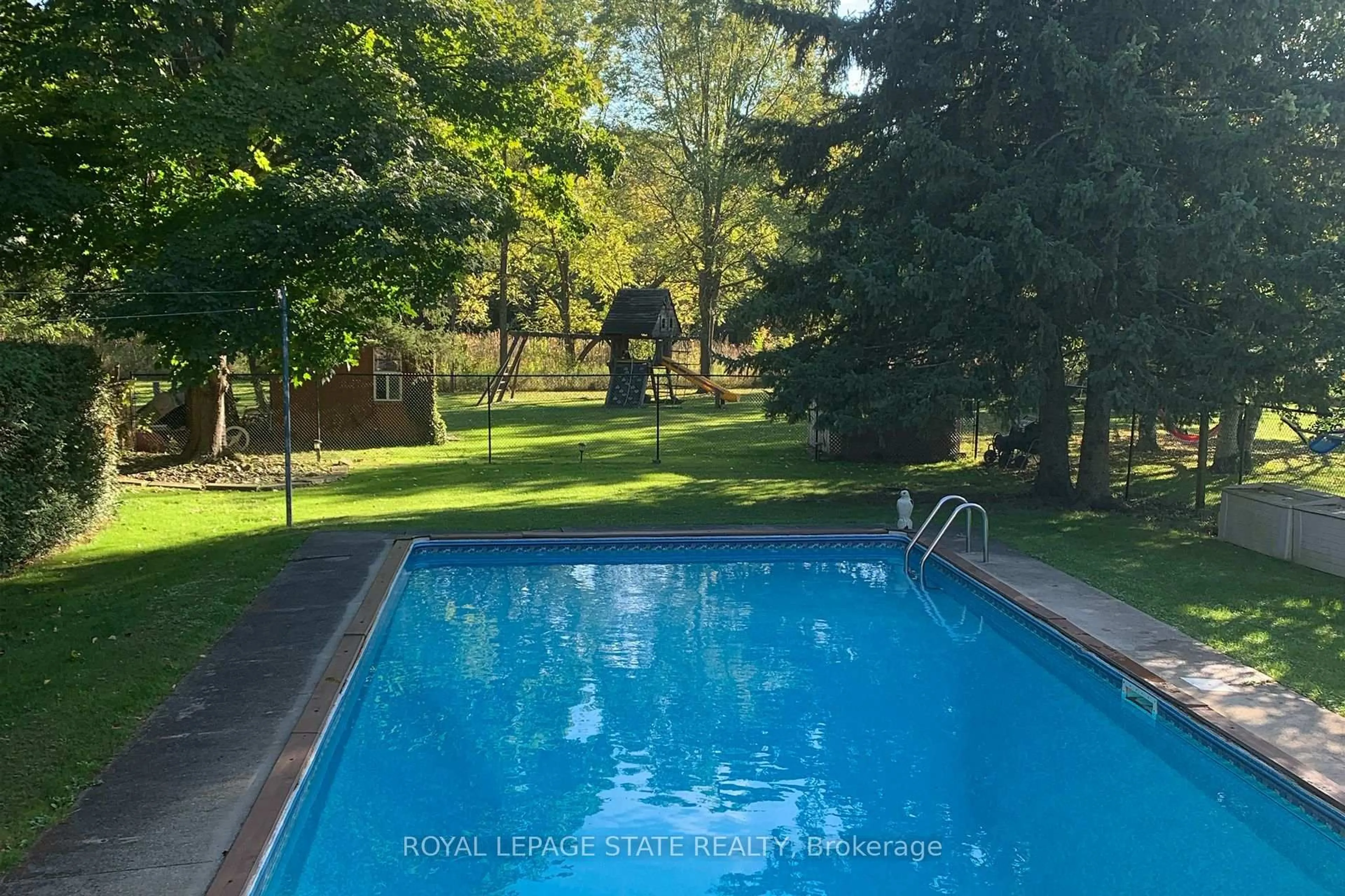 Pool for 109 Unity Side Rd, Haldimand Ontario N3W 1Y1