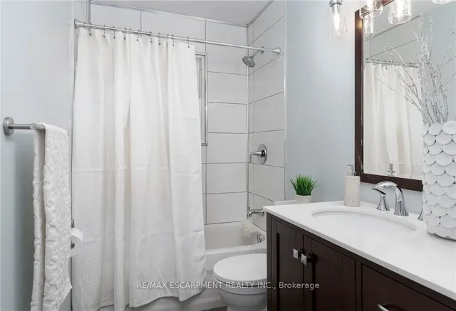 Additional property image - 63 Seneca Ave