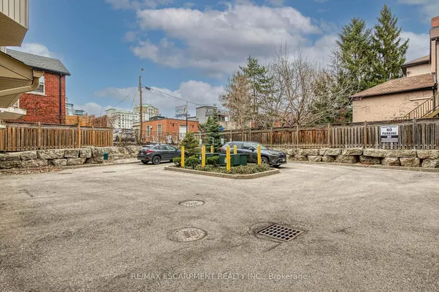 Additional property image - 87 Young St