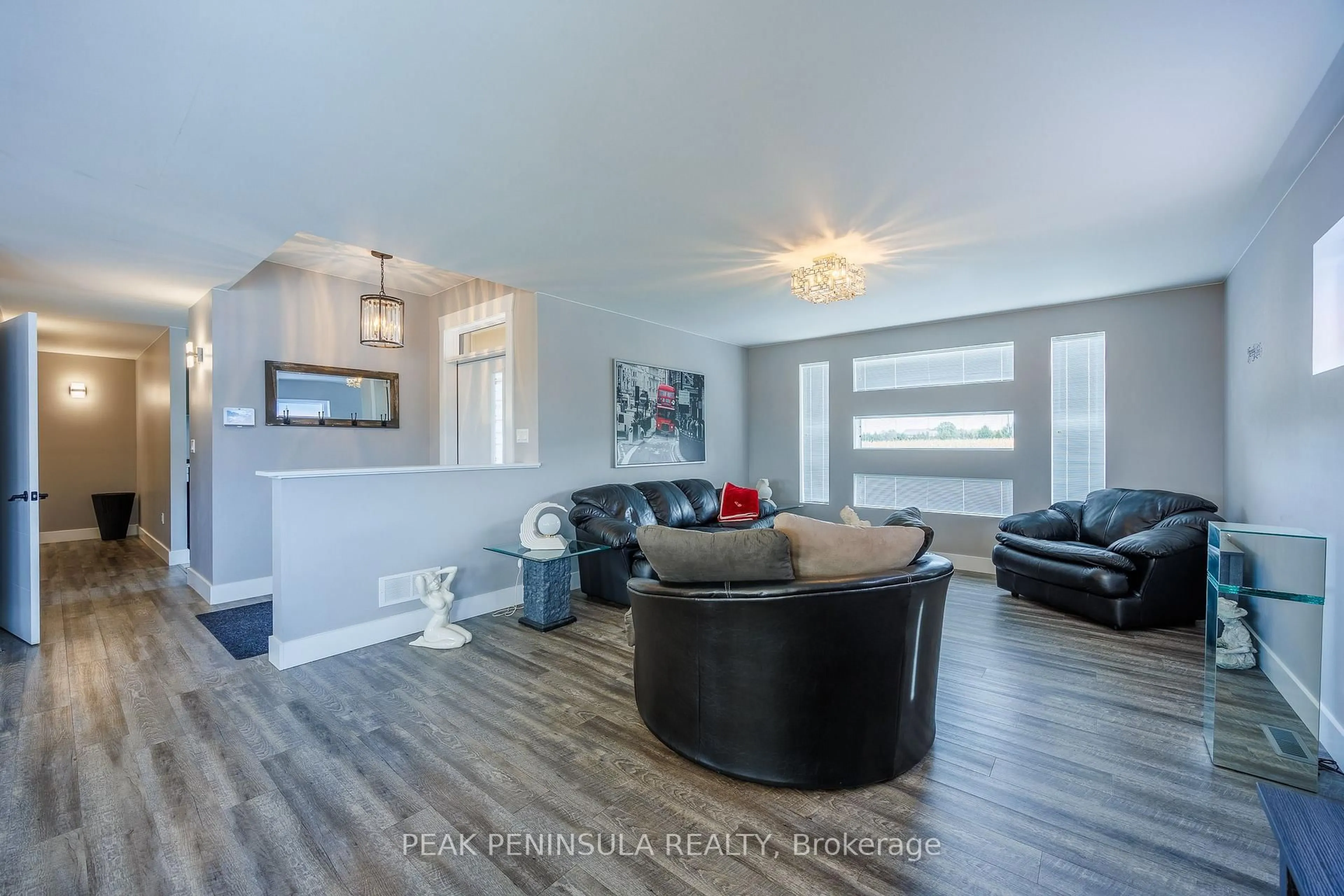 Living room with furniture, unknown for 8383 Sandytown Rd, Bayham Ontario N0J 1Y0