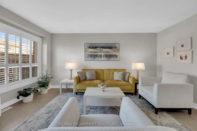 Additional property image - 174 Highbury Dr Unit 13