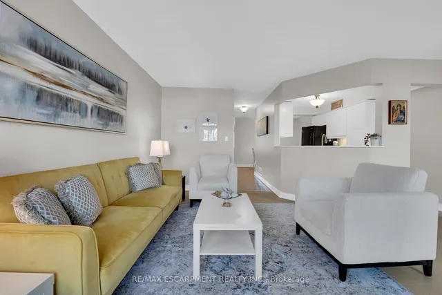 Additional property image - 174 Highbury Dr Unit 13