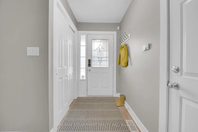 Additional property image - 174 Highbury Dr Unit 13