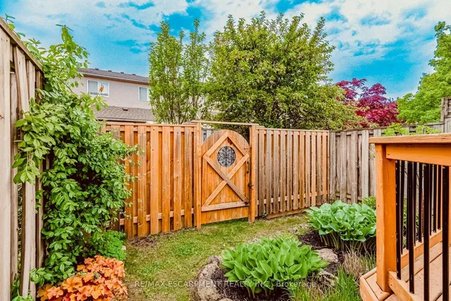 Additional property image - 174 Highbury Dr Unit 13