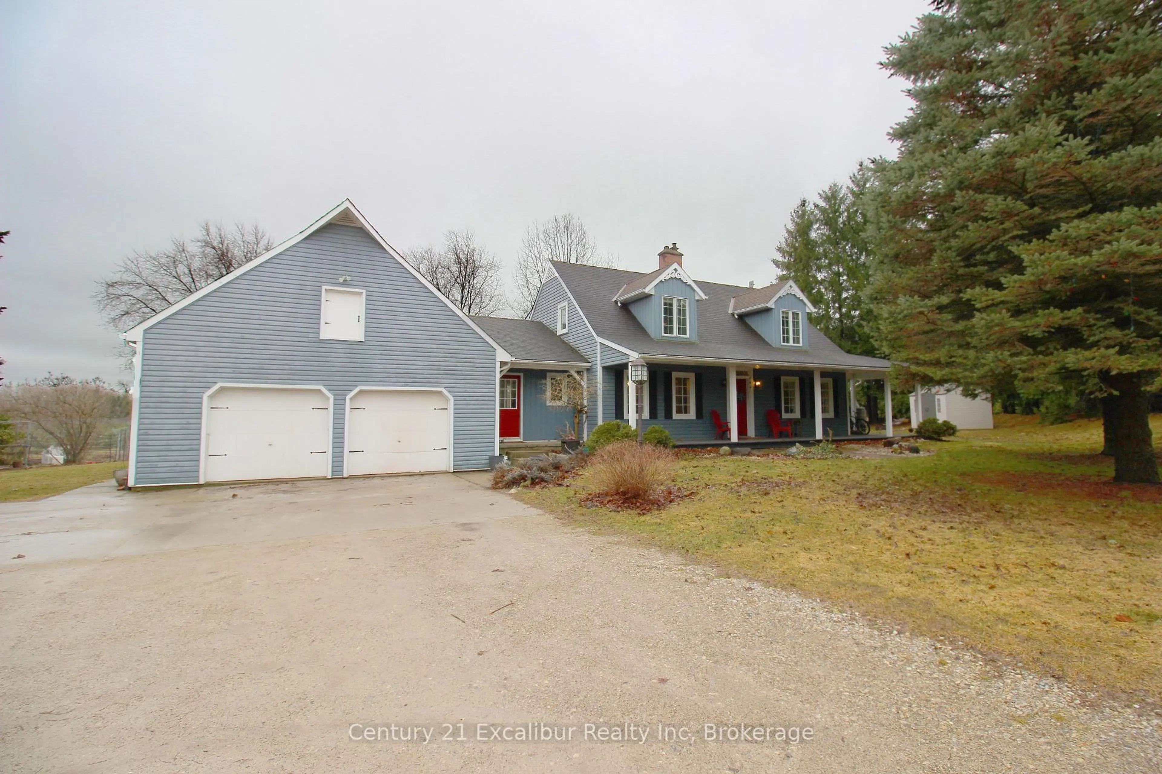 A pic from outside/outdoor area/front of a property/back of a property/a pic from drone, street for 7811 WELLINGTON ROAD 22, Guelph/Eramosa Ontario N1H 6J2