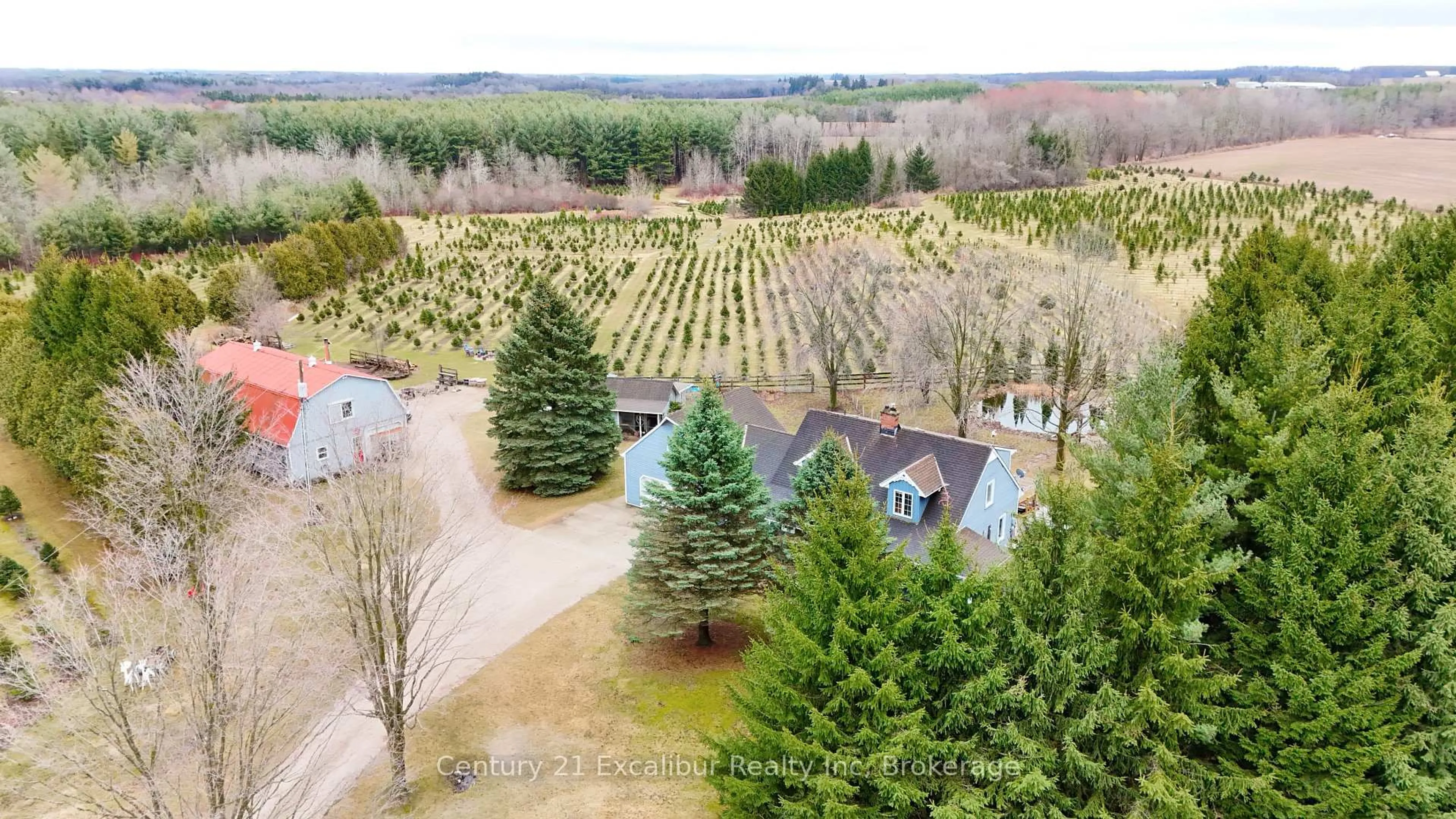 A pic from outside/outdoor area/front of a property/back of a property/a pic from drone, forest/trees view for 7811 WELLINGTON ROAD 22, Guelph/Eramosa Ontario N1H 6J2