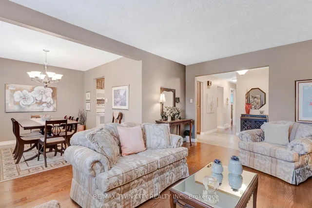 Additional property image - 158 Martinglen Cres