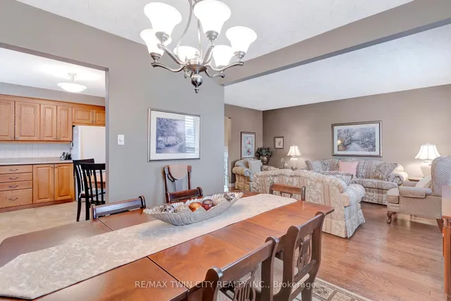 Additional property image - 158 Martinglen Cres
